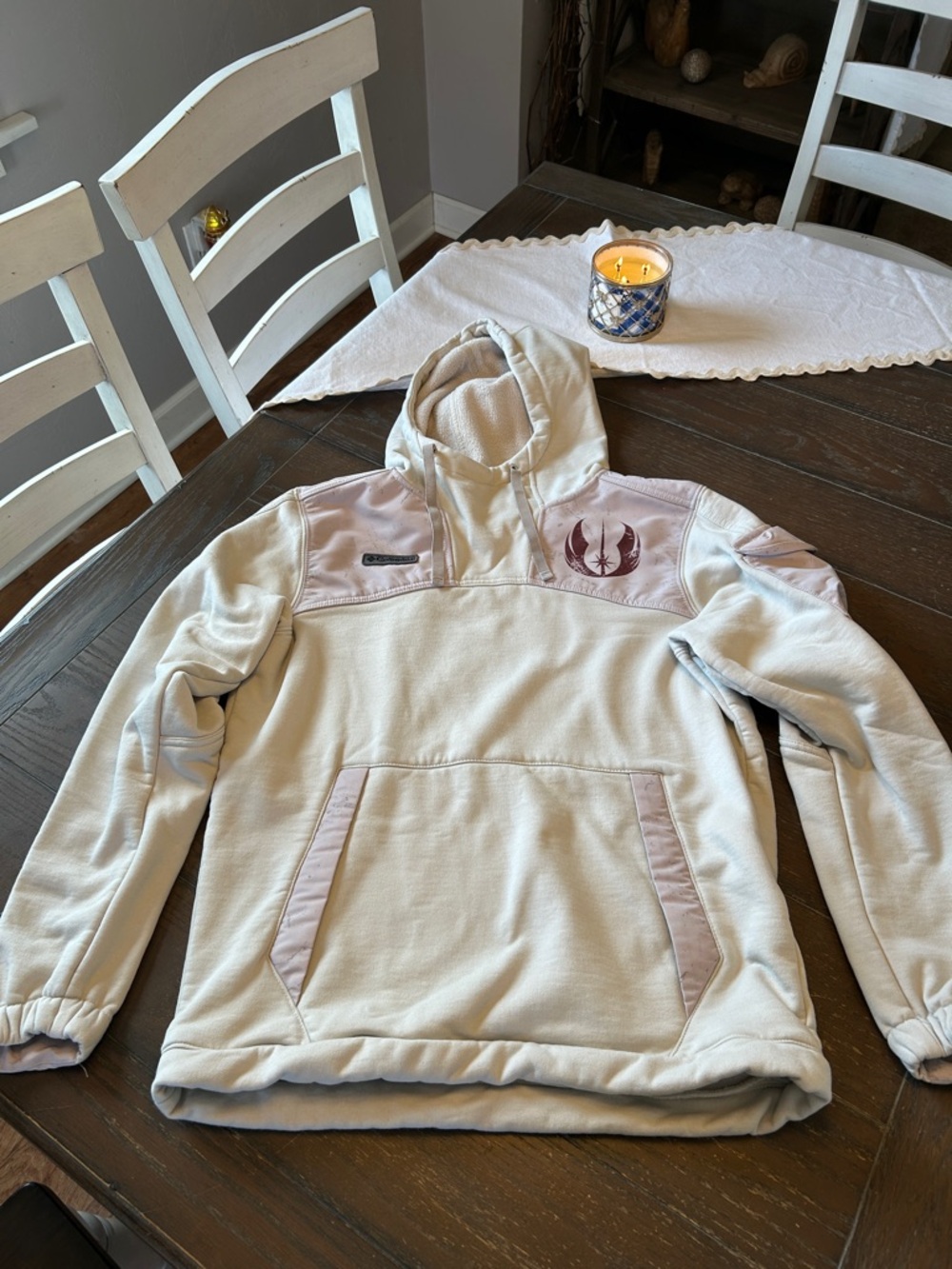 Columbia Men’s medium Star Wars Jedi Order Pullover Hoodie